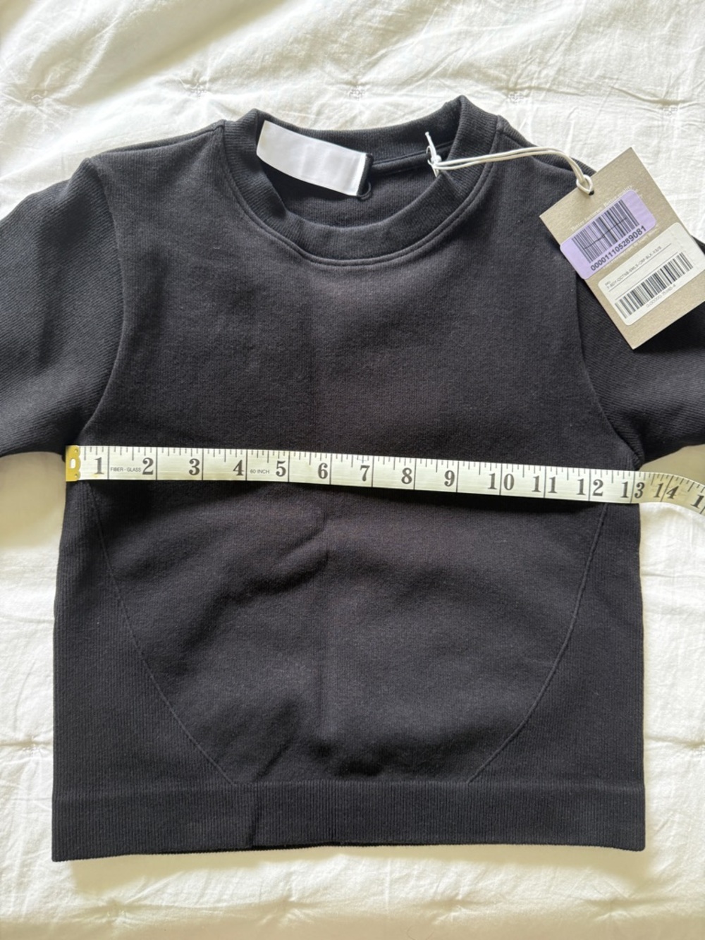 NWT Everlane fitted black Crop Tshirt - Size XS/S